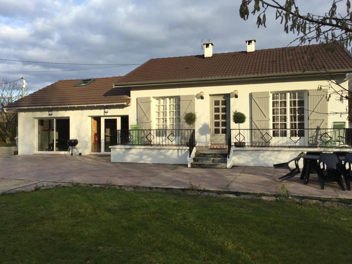 Les Villas Du Domaine De Suzel Vignieu Esterno foto