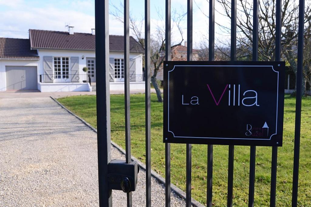 Les Villas Du Domaine De Suzel Vignieu Esterno foto