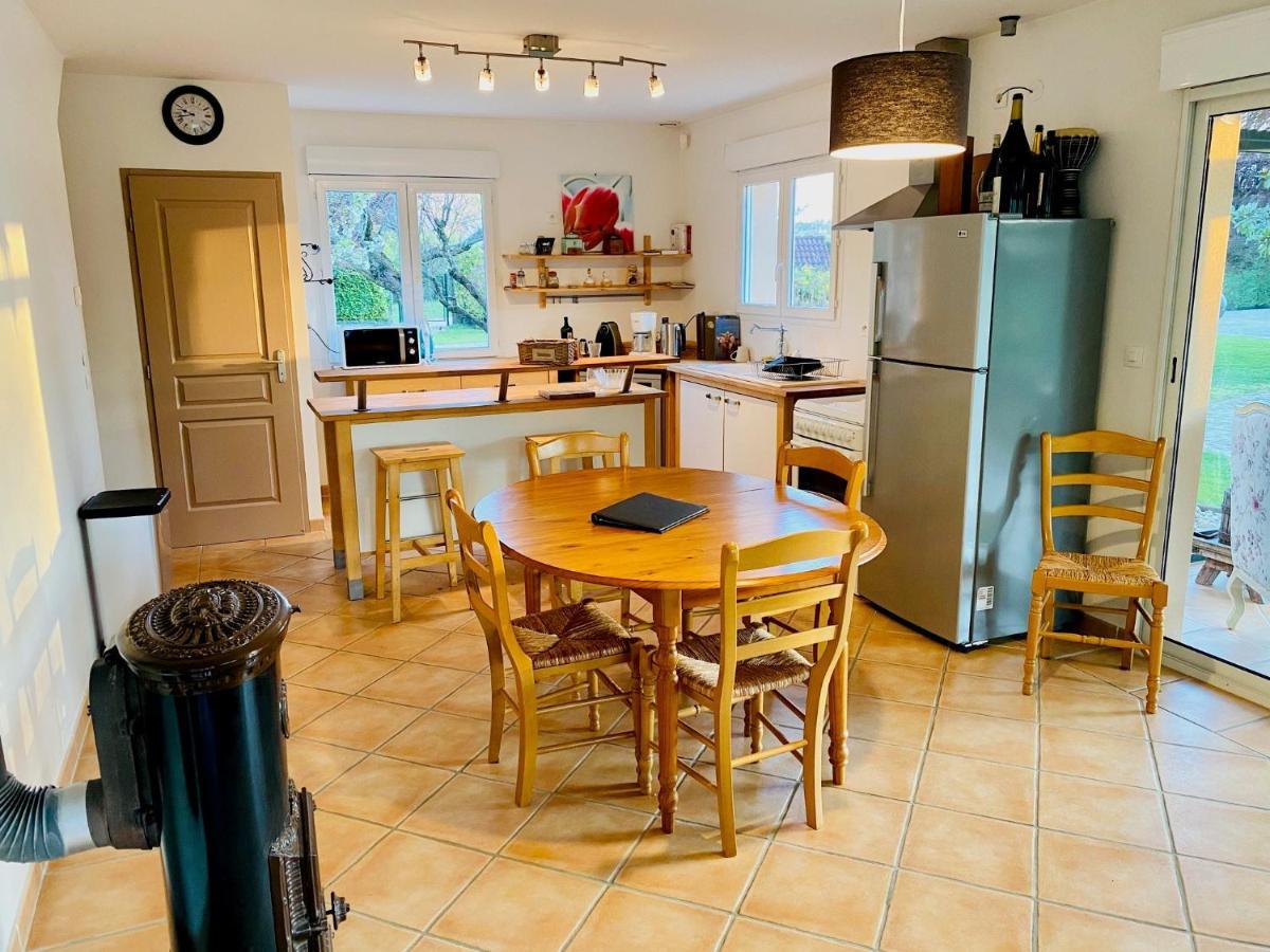 Les Villas Du Domaine De Suzel Vignieu Esterno foto