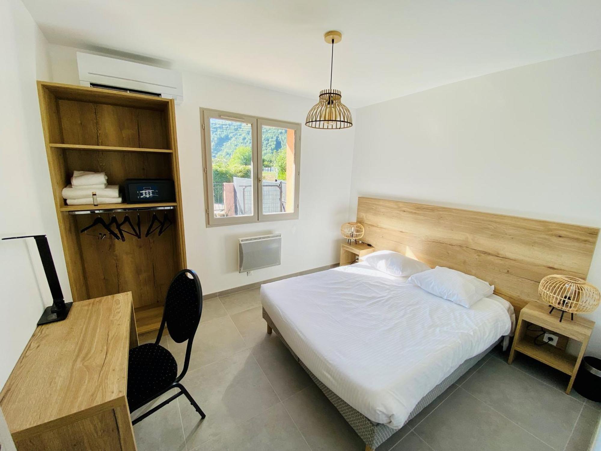 Les Villas Du Domaine De Suzel Vignieu Esterno foto